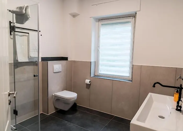 Kroenchen34 - Gym & Privatparkplatz Appartement *