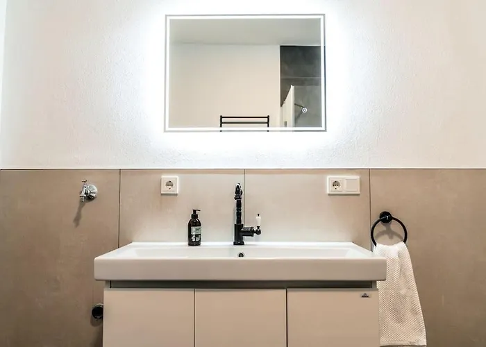 Kroenchen34 - Gym & Privatparkplatz *